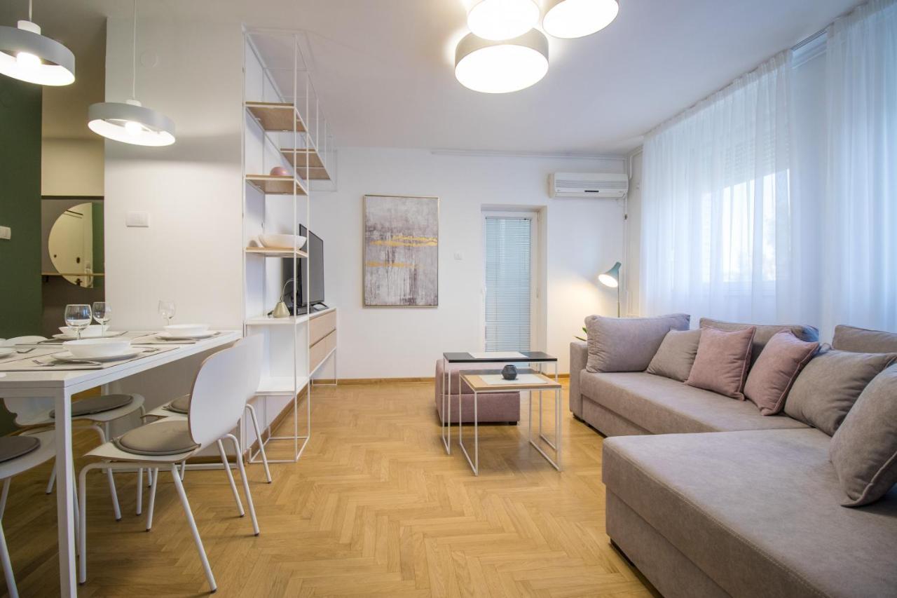 Arena'S Finest Apartment Belgrado Buitenkant foto