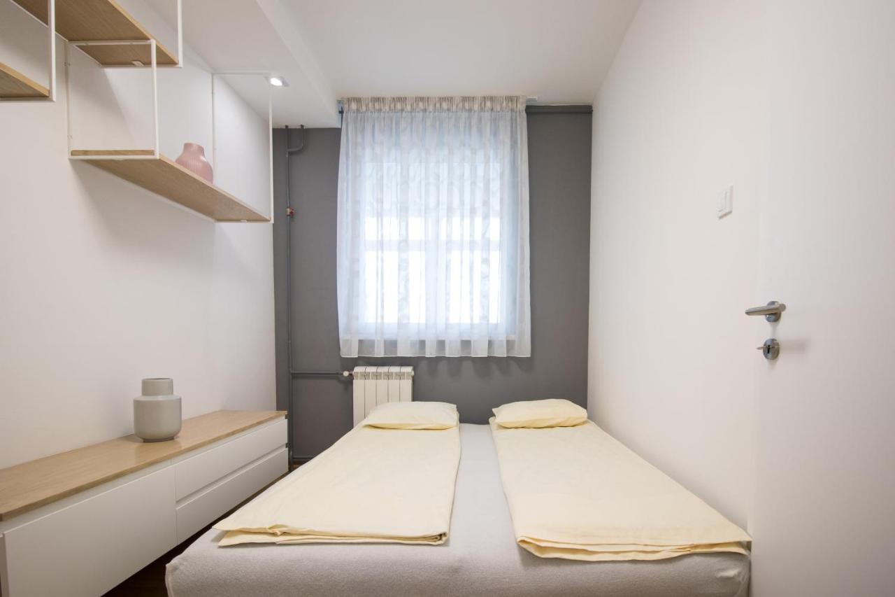 Arena'S Finest Apartment Belgrado Buitenkant foto