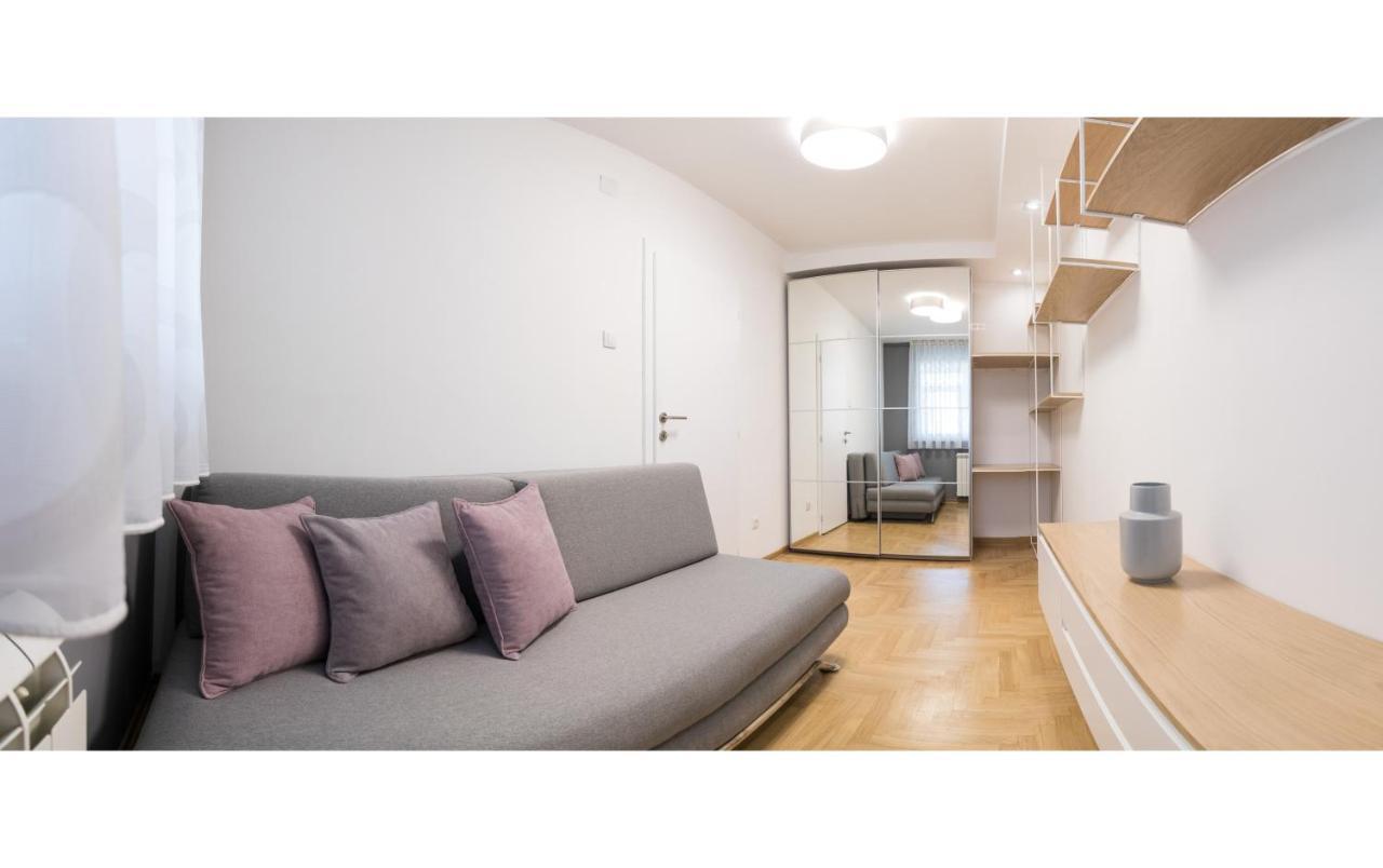 Arena'S Finest Apartment Belgrado Buitenkant foto