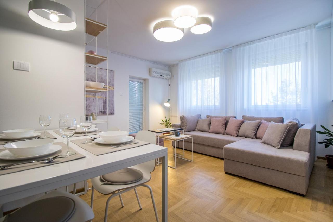 Arena'S Finest Apartment Belgrado Buitenkant foto