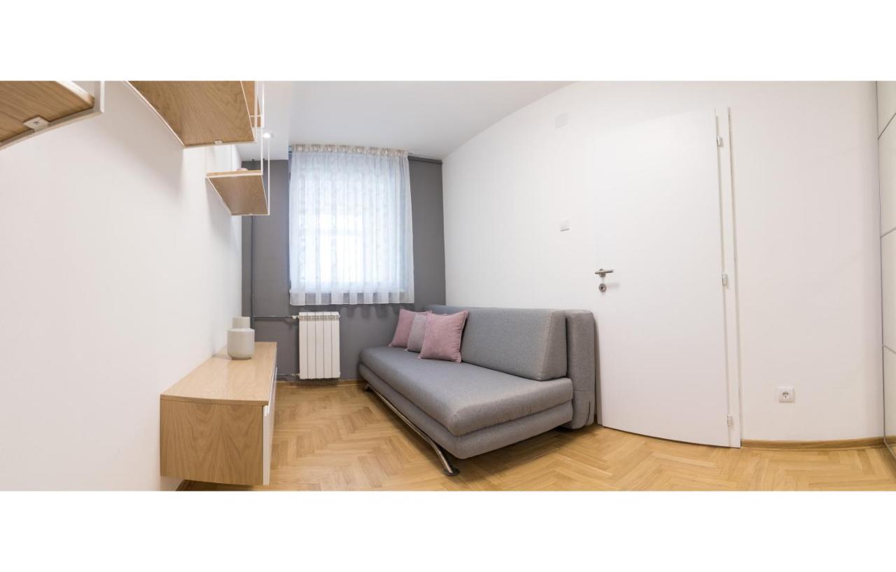 Arena'S Finest Apartment Belgrado Buitenkant foto