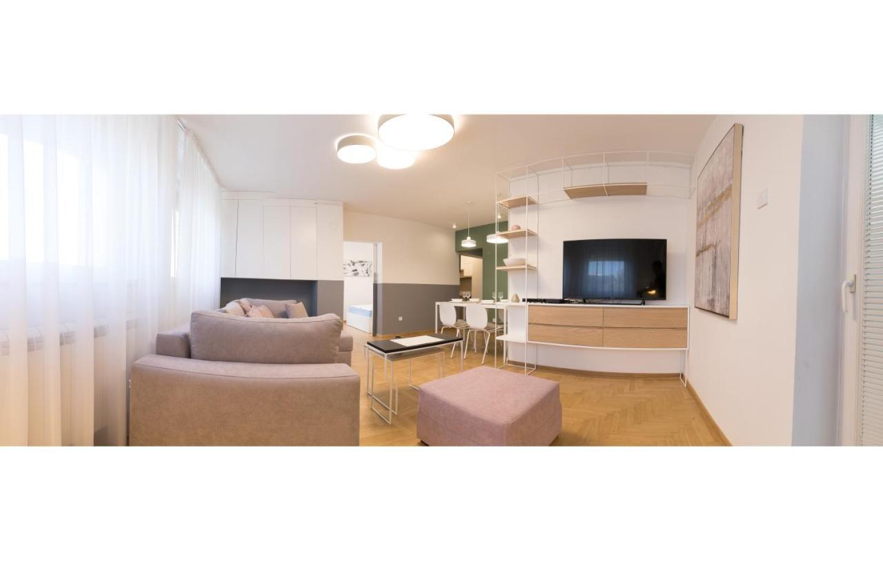 Arena'S Finest Apartment Belgrado Buitenkant foto