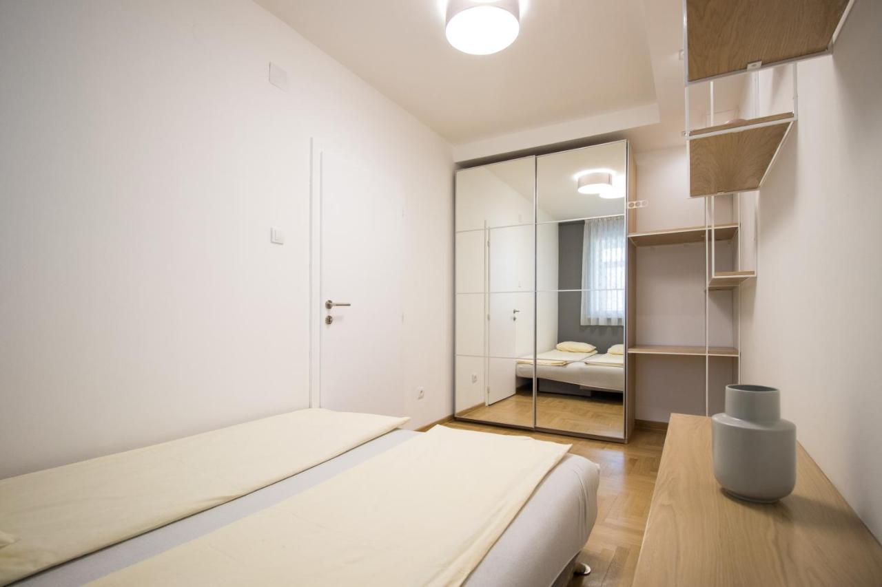 Arena'S Finest Apartment Belgrado Buitenkant foto
